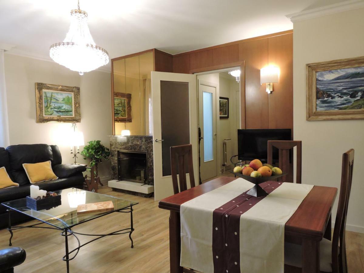 Apartament El Miracle Cardona Εξωτερικό φωτογραφία